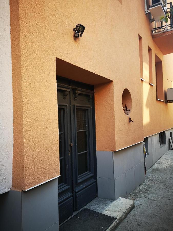 Serdika Station, Bright And Cozy Apartment *